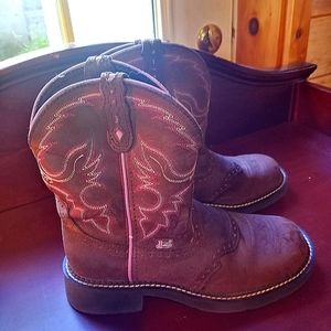 Justin womens cowboy boots
